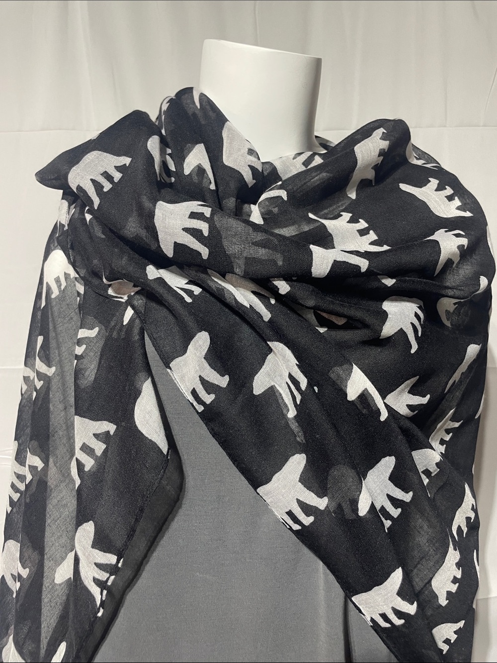 Star-Nor Scarf - Picture 4 of 7